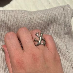 925 Sterling Silver Gecko/Lizard Ring Size 7!!!